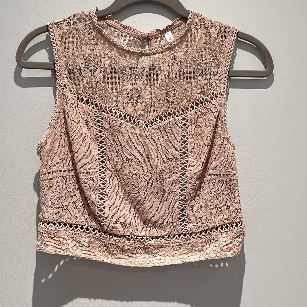 Xhilaration lacy crop top. Women’s size small.